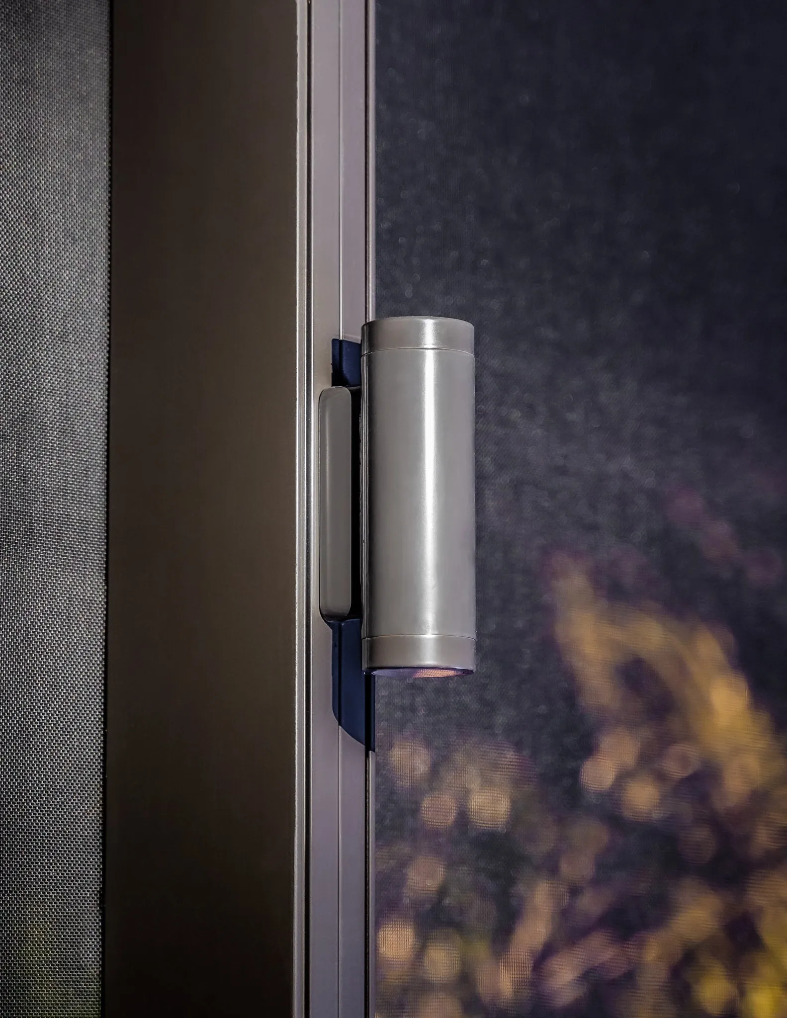 9 Series Classic White 6W LED Wall Sconce