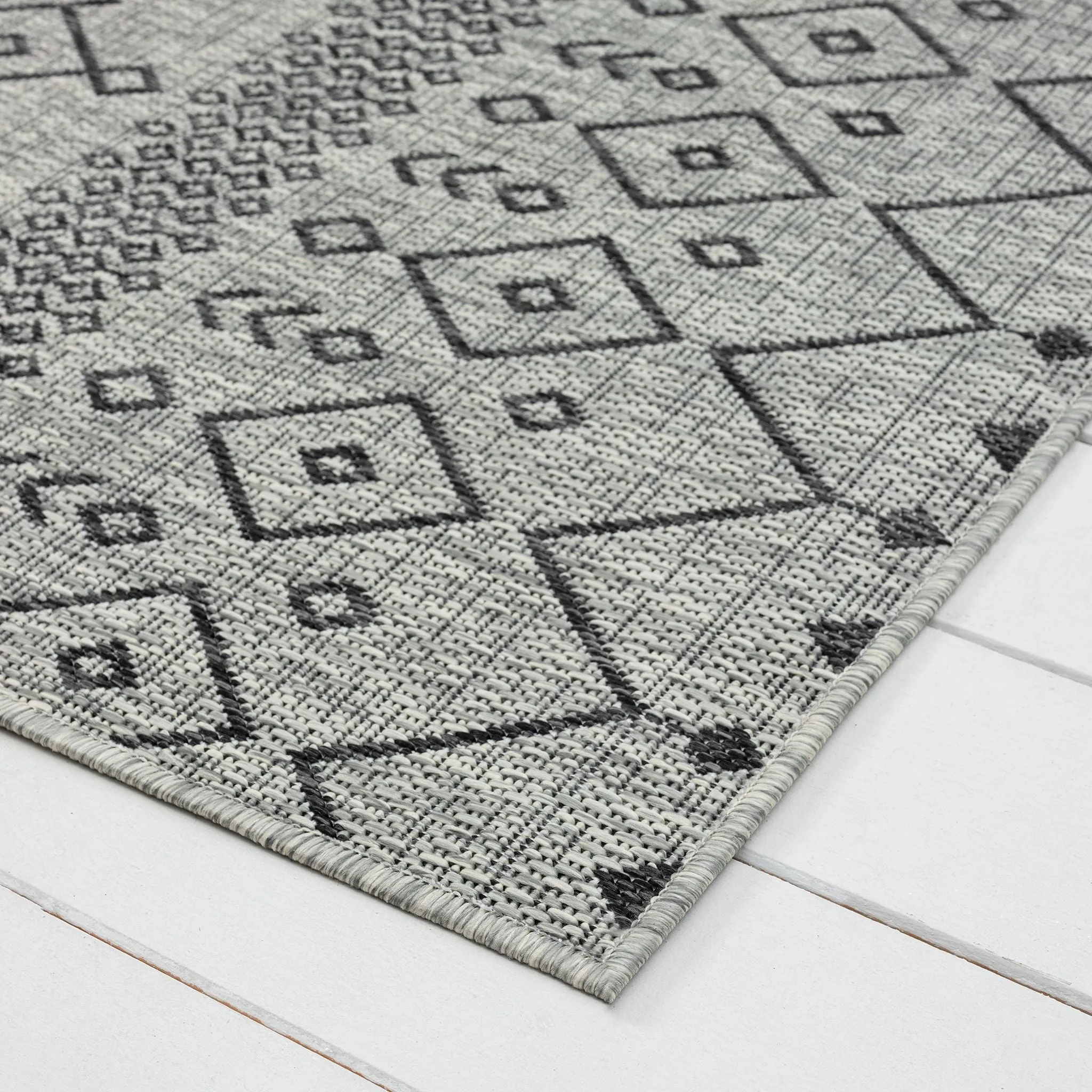 Alfresco 423 Lava Grey Rug - Sophisticated Floor Rug