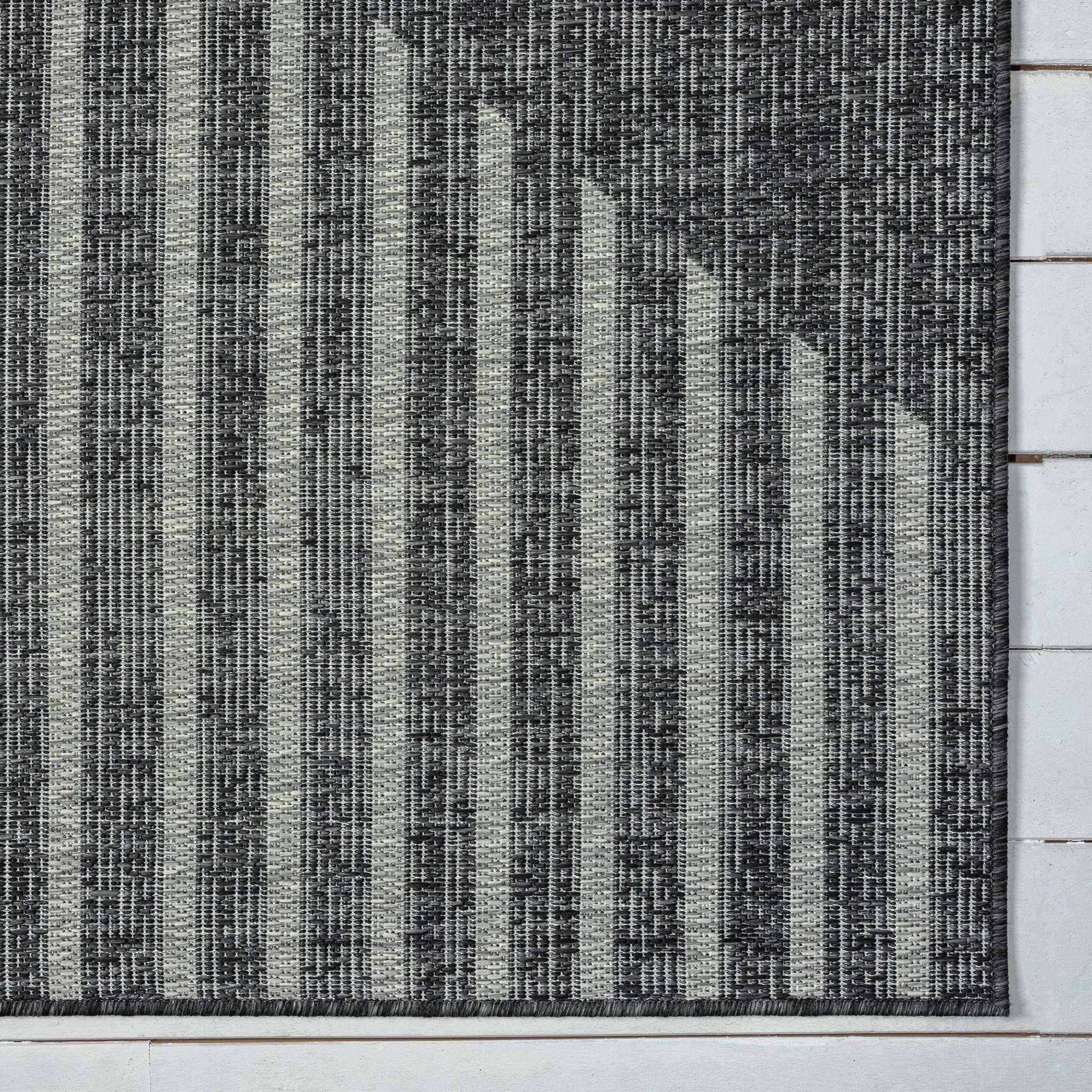Alfresco 425 Ebony Black Rug - Modern Dark Accent Rug
