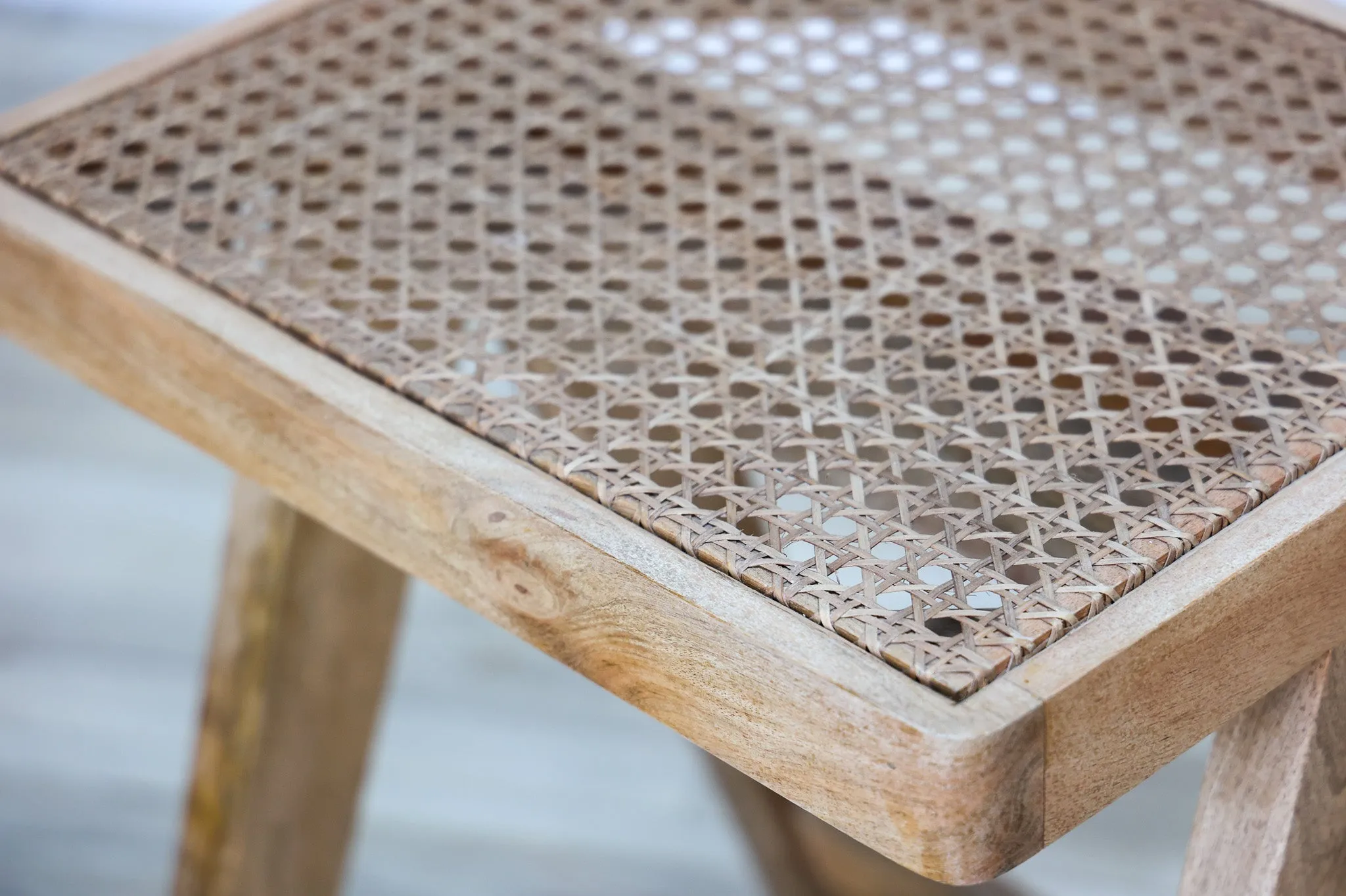 Lois Counter Stool