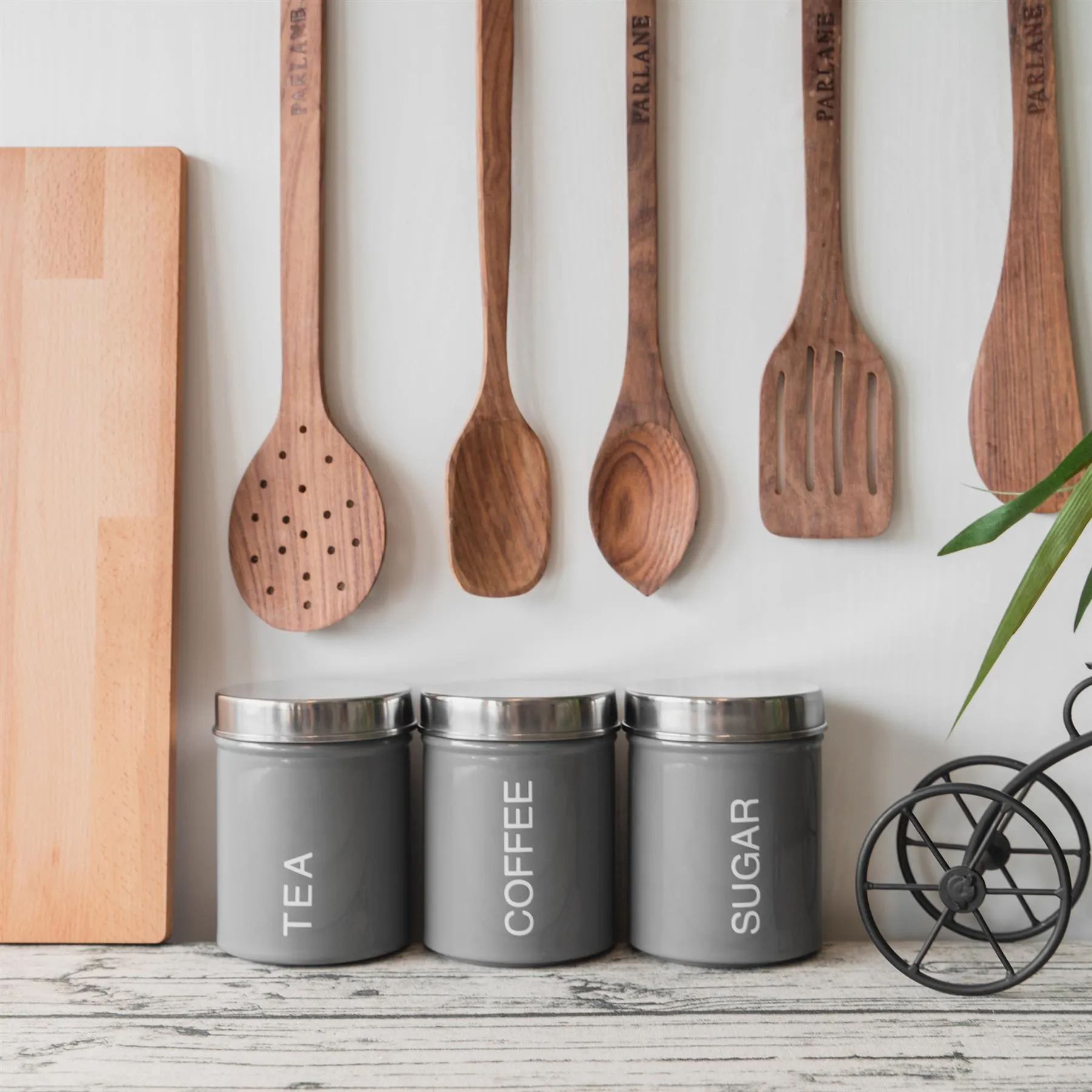 Round Metal Tea Coffee Sugar Canister with Labels - 1L - By Harbour Housewares