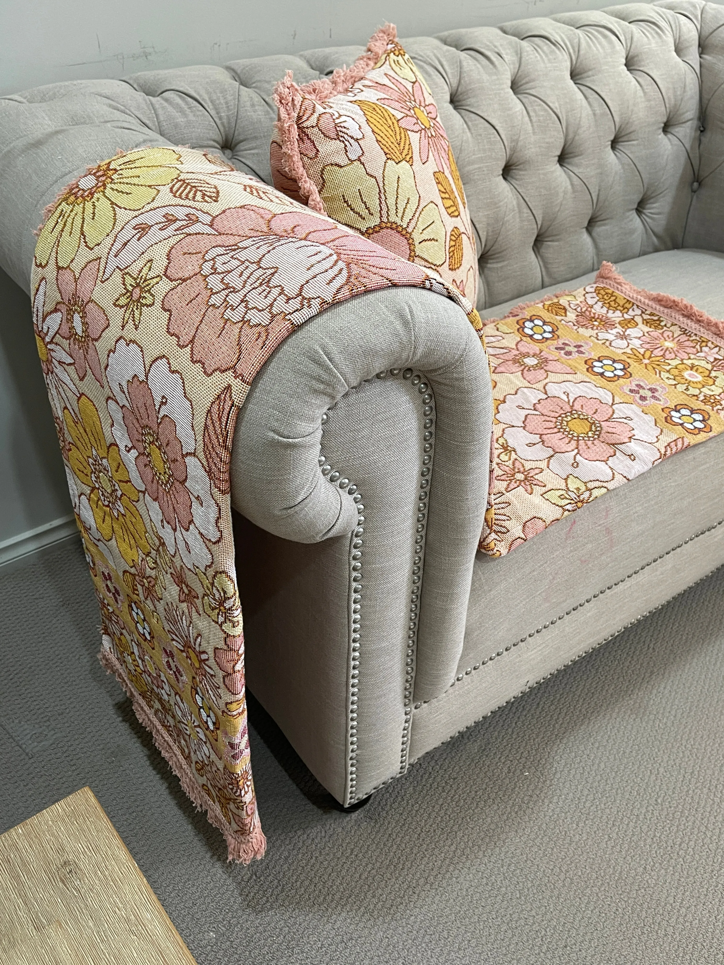 Shoreline Floral Cotton Reversible Tapestry Picnic Throw