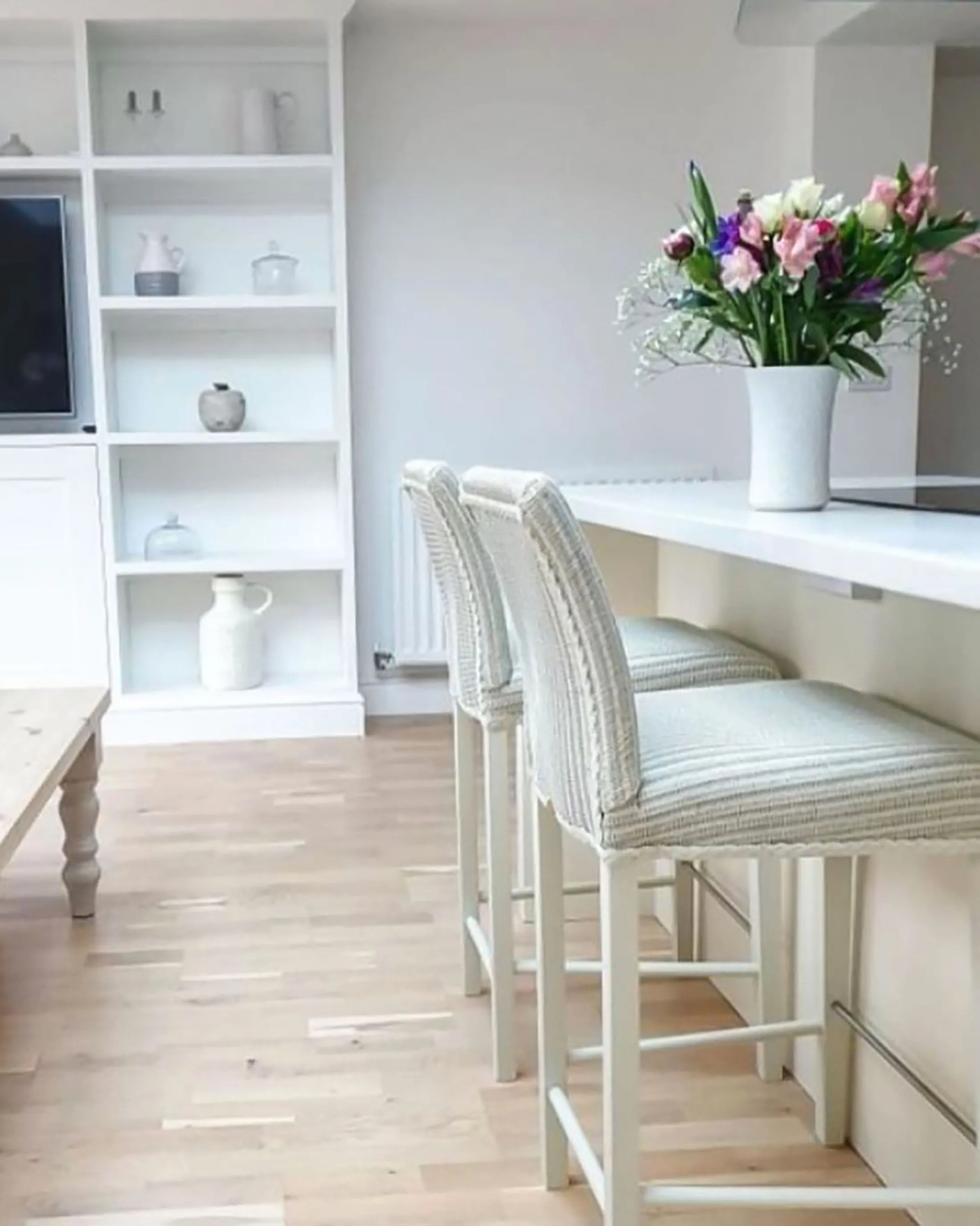 Suffolk Lloyd Loom Bar Stool